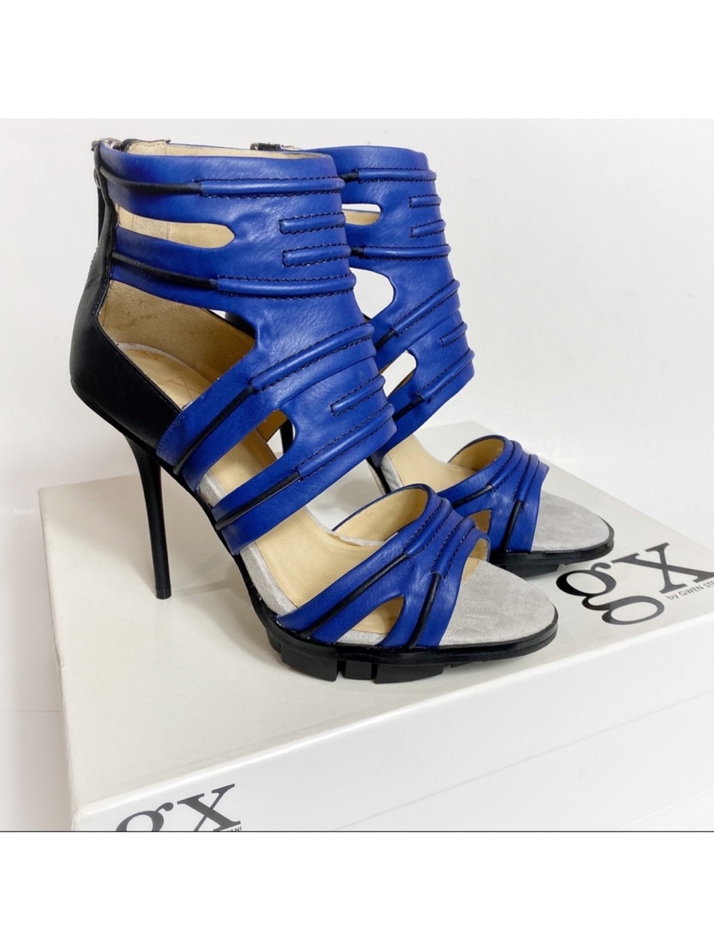 💙NWT~GX by Gwen Stefani Chie Indigo Heels